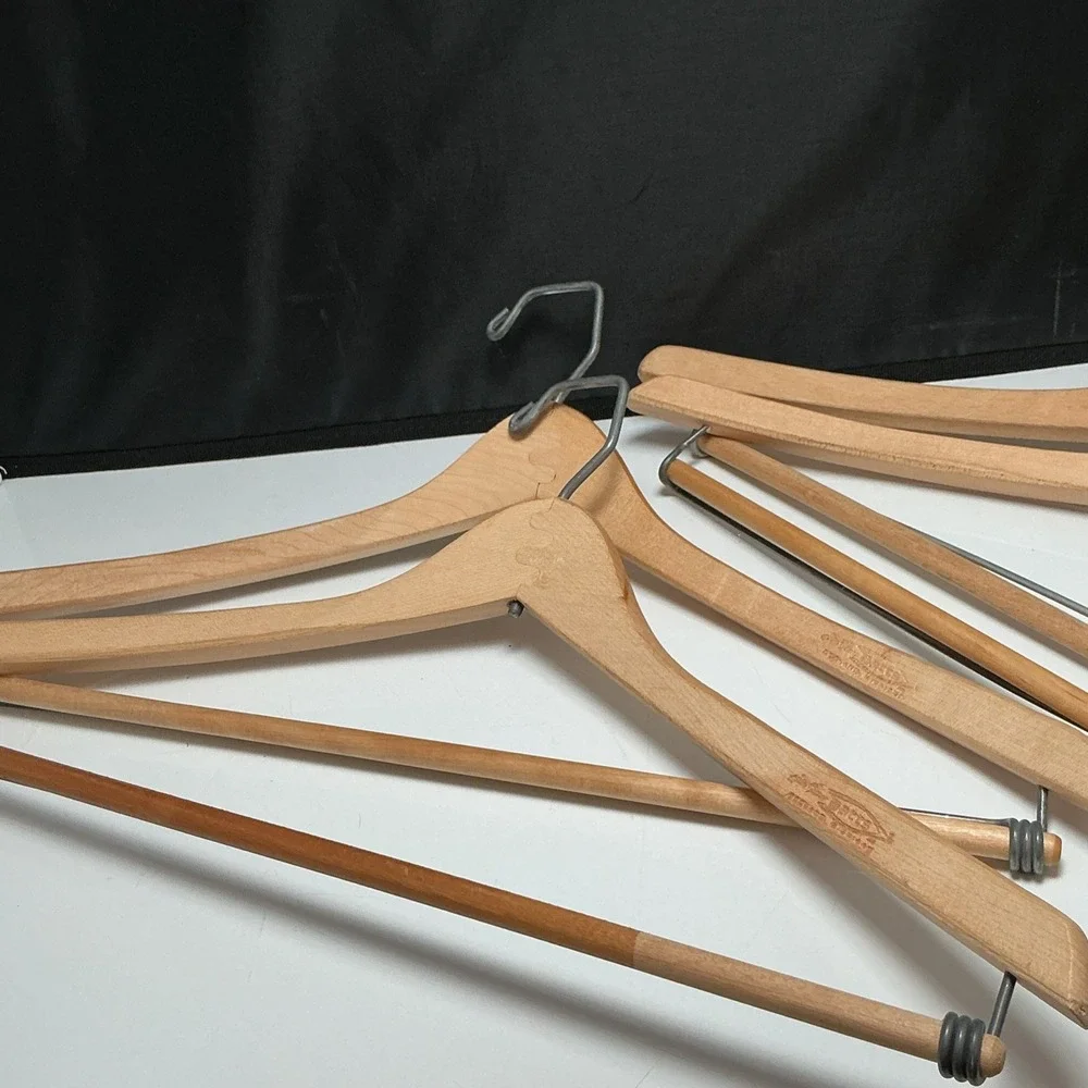 Lot of 4 Vintage Wooden Hangers 3 Batts Wishbone Younkers Batts 1 Unbranded